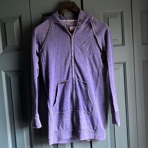 Cute Volcom hoodie!